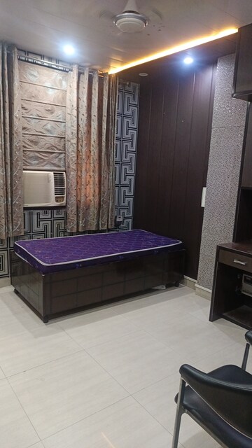 3 BHK Builder Floor For Rent in Patel Nagar