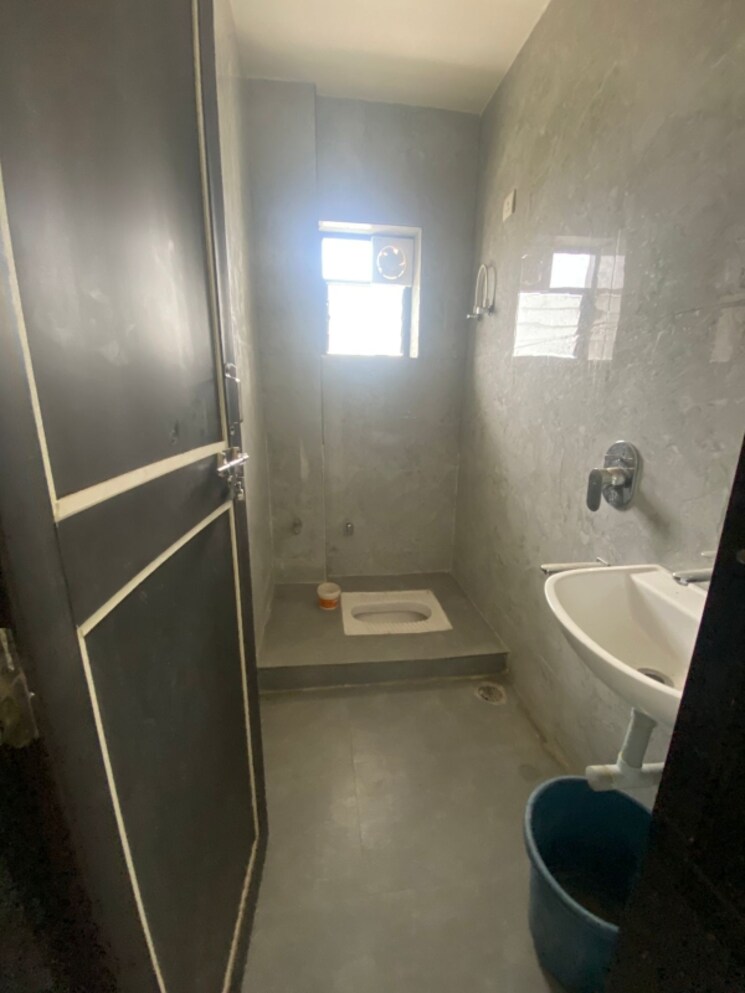 Bathroom, new manish nagar 2 Bedroom 1200 Sq.Ft. Apartment In New Manish Nagar Nagpur 8909310