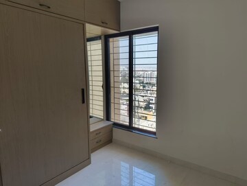 Room in 2 BHK Apartment at Ved Bhavan Apartment, Kothrud – for Rent