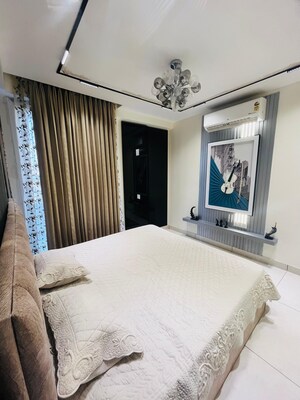 Master Bedroom in 3.5 BHK Apartment at Vip Road – for Sale