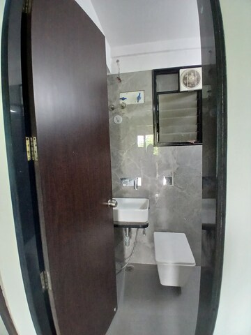 Bathroom in 3 BHK Apartment at Khamla – for Rent