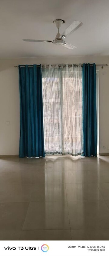 Living Room in 3 BHK Apartment at Emaar Palm Hills, Sector 77 – for Rent