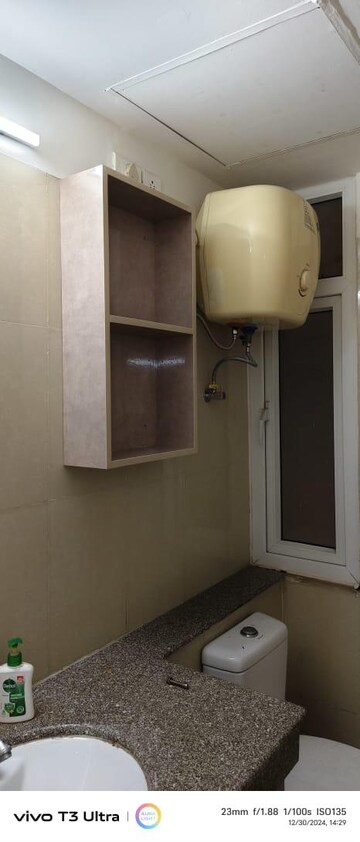 Bathroom in 3 BHK Apartment at Emaar Palm Hills, Sector 77 – for Rent