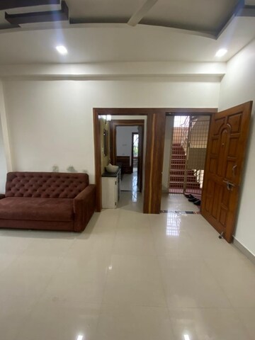 Living Room in 2 BHK Apartment at Manish Nagar – for Rent