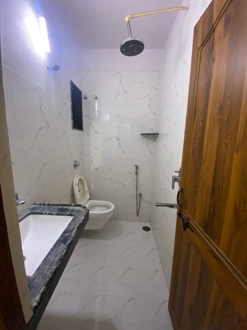 Bathroom in 2 BHK Apartment at Manish Nagar – for Rent