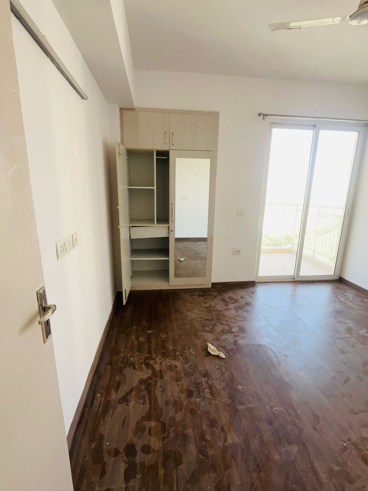 3 BHK + Pooja Room Apartment For Rent in SS The Coralwood