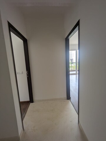 Room in 4 BHK Apartment at DLF Garden City Independent Floors, Sector 92 – for Rent