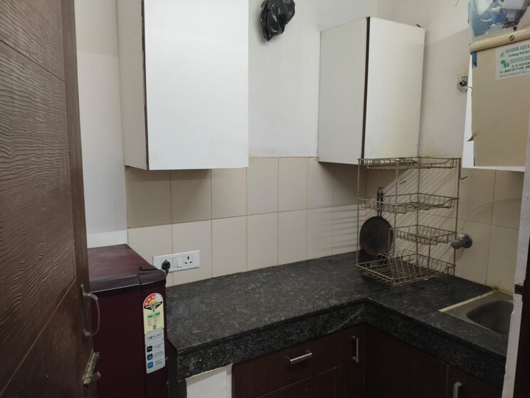 Kitchen, maya-garden-city 1 Bedroom 900 Sq.Ft. Apartment In Lohgarh Zirakpur 8909340