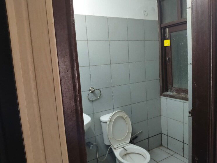 Bathroom, maya-garden-city 1 Bedroom 900 Sq.Ft. Apartment In Lohgarh Zirakpur 8909340