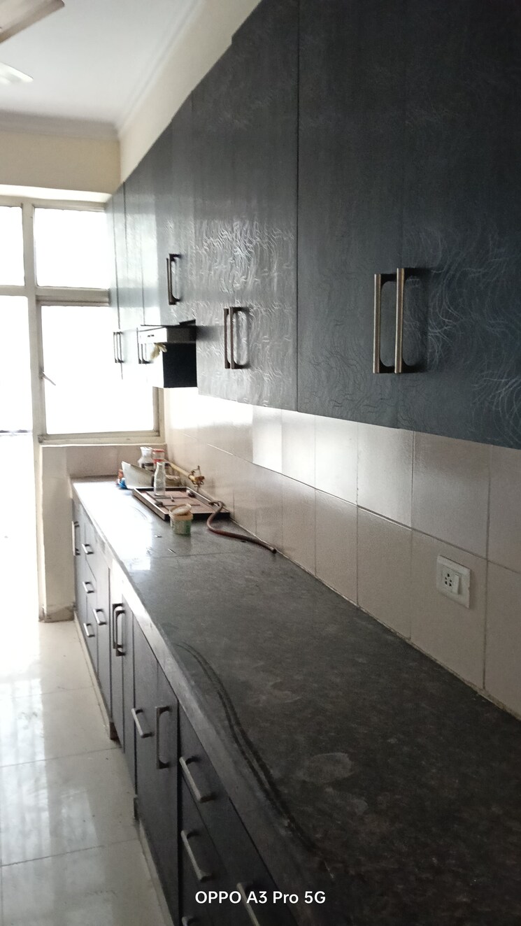 Balcony, balaji-foster-heights 3.5 Bedroom 1800 Sq.Ft. Apartment In Sain Vihar Ghaziabad 8909387