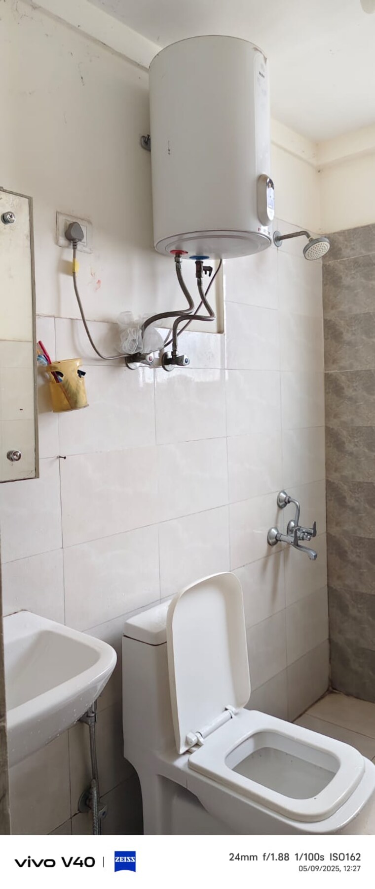 Bathroom, suncity-avenue-102 2 Bedroom 532 Sq.Ft. Apartment In Sector 102 Gurgaon 8909396