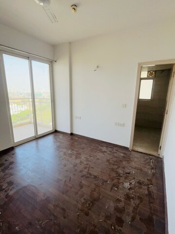 Room in 3 BHK Apartment at SS The Coralwood, Sector 84 – for Rent