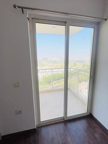 Building Lobby in 3 BHK Apartment at SS The Coralwood, Sector 84 – for Rent