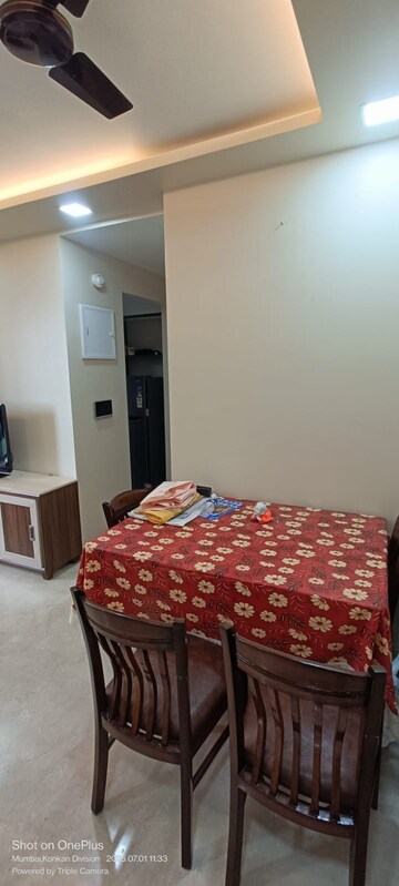 Bedroom in 2 BHK Apartment at Kalpataru Paramount, Kapur Bawdi – for Rent
