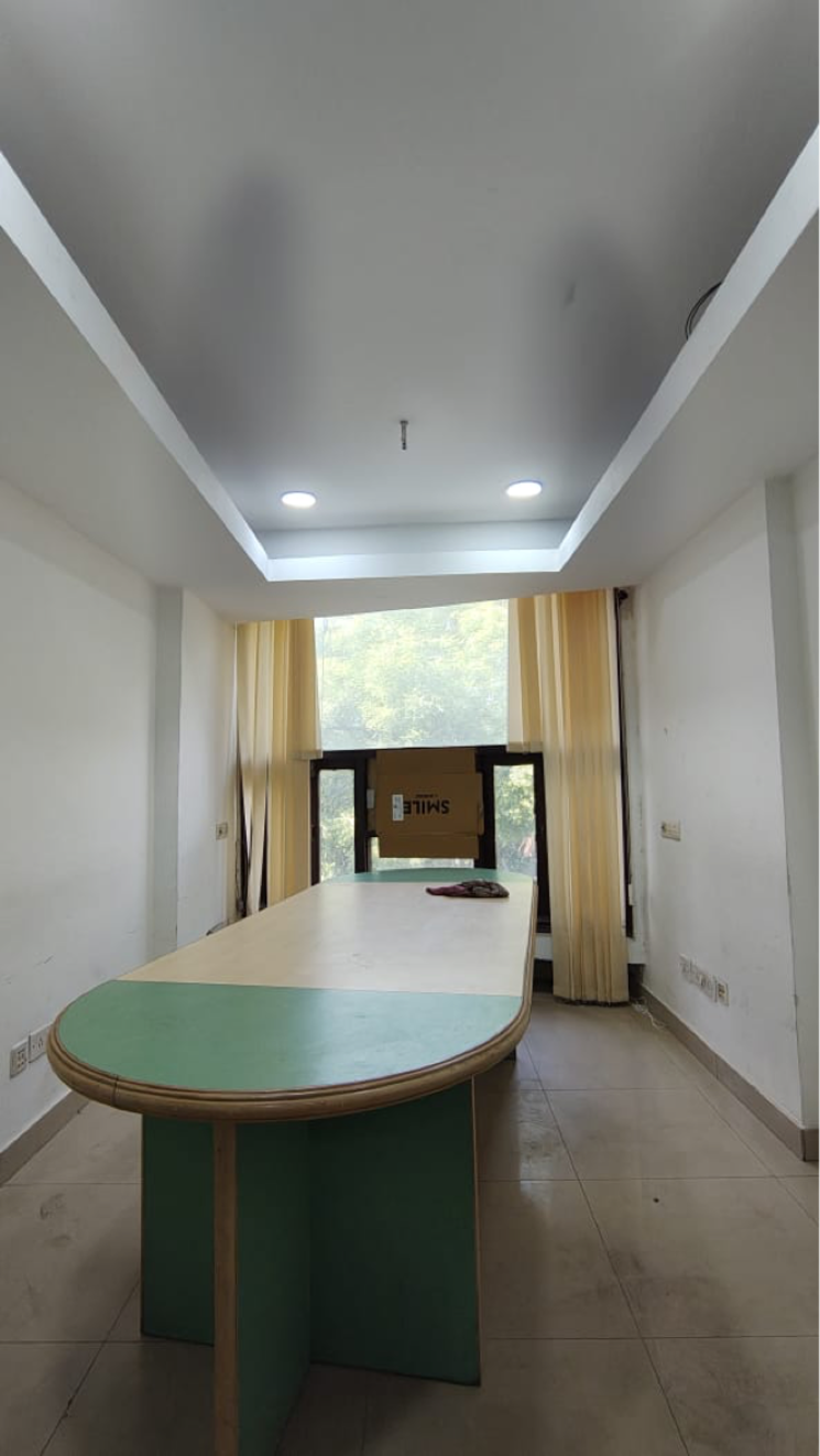 Team Area, savitri nagar Commercial Office Space 1400 Sq.Ft. In Savitri Nagar Delhi 8909486