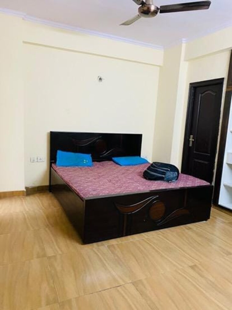 Bedroom, skytech-matrott 2 Bedroom 1015 Sq.Ft. Apartment In Sector 76 Noida 8909510