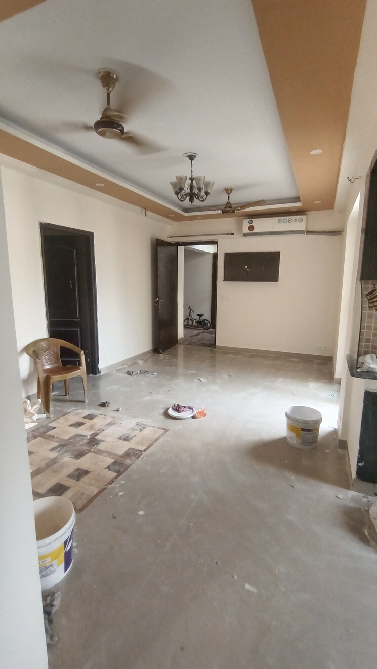 Room, sethi-max-royale 3 Bedroom 1250 Sq.Ft. Apartment In Sector 76 Noida 8909508