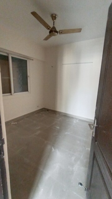 Room in 3 BHK Apartment at Sethi Max Royale, Sector 76 – for Rent