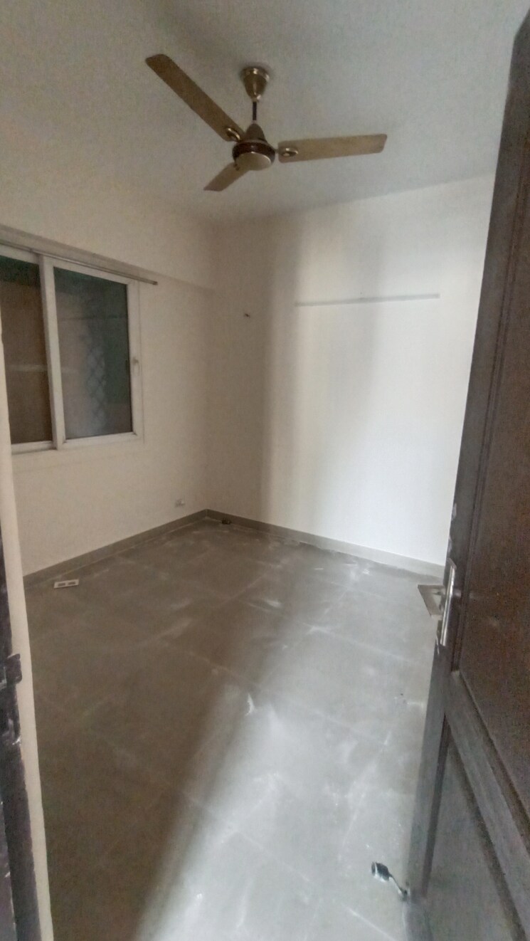 Room, sethi-max-royale 3 Bedroom 1250 Sq.Ft. Apartment In Sector 76 Noida 8909508