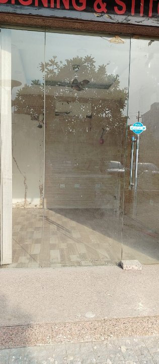 Retail Shop For Sale in Paras Seasons