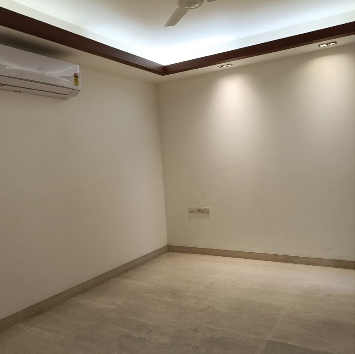 4 BHK + Servant Room Builder Floor For Rent in Pragya Kunj  Apartments