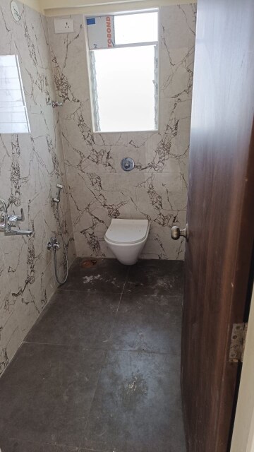  2 BHK Apartment at Romell Shraddha, Borivali West – for Rent