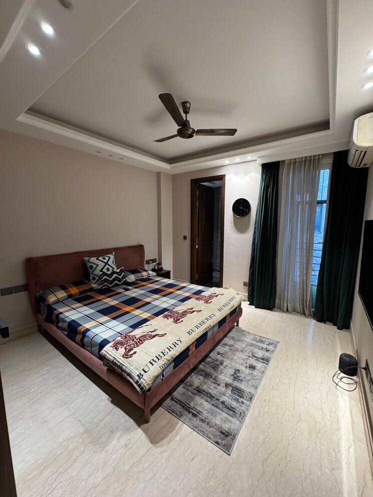 Master Bedroom, s-27-luxury-homes 3 Bedroom 208 Sq.Yd. Builder Floor In Greater Kailash Delhi 8909520