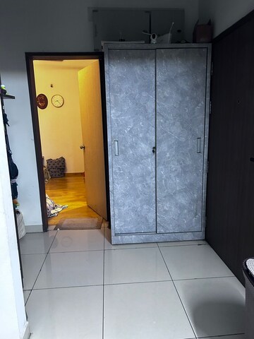 Room in 2 BHK Apartment at Paranjape Schemes Blue Ridge, Hinjewadi – for Rent