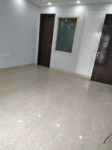 Room in 4 BHK Builder Floor at Boutique Residential Apartments A1 313, Safdarjung Enclave – for Rent