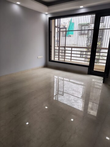 Room in 4 BHK Builder Floor at Boutique Residential Apartments A1 313, Safdarjung Enclave – for Rent