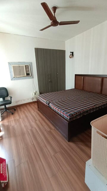 2 BHK Apartment For Rent in Aditya Urban Casa, Sector 78