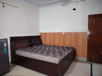 Bedroom in 1 RK Apartment at Sarita Vihar – for Rent
