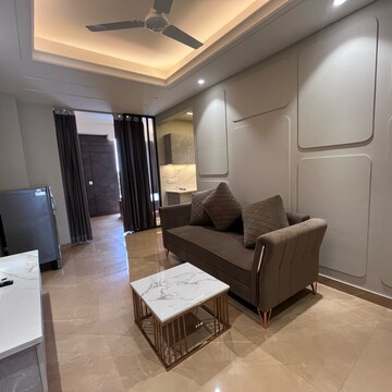Living Room in 1 BHK Builder Floor at Ansal Sushant Lok I, Sector 43 – for Rent