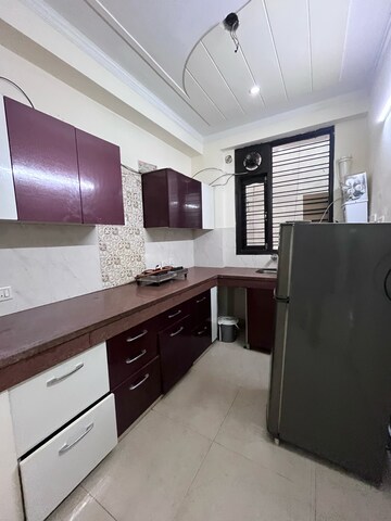 Kitchen in 2 BHK Builder Floor at Sector 43 – for Rent