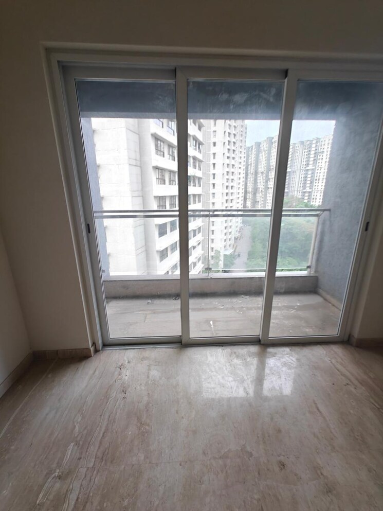 Balcony, l-t-emerald-isle 2 Bedroom 734 Sq.Ft. Apartment In Powai Mumbai 8909592