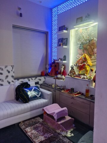Living Room in 3 BHK Builder Floor at Sector 13 – for Rent