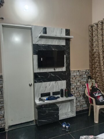 Furnished Amenities in 3 BHK Builder Floor at Sector 13 – for Rent