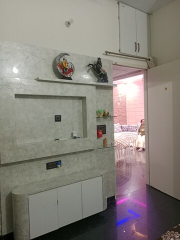 Living Room in 3 BHK Builder Floor at Sector 13 – for Rent