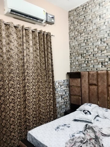 Bedroom in 3 BHK Builder Floor at Sector 13 – for Rent