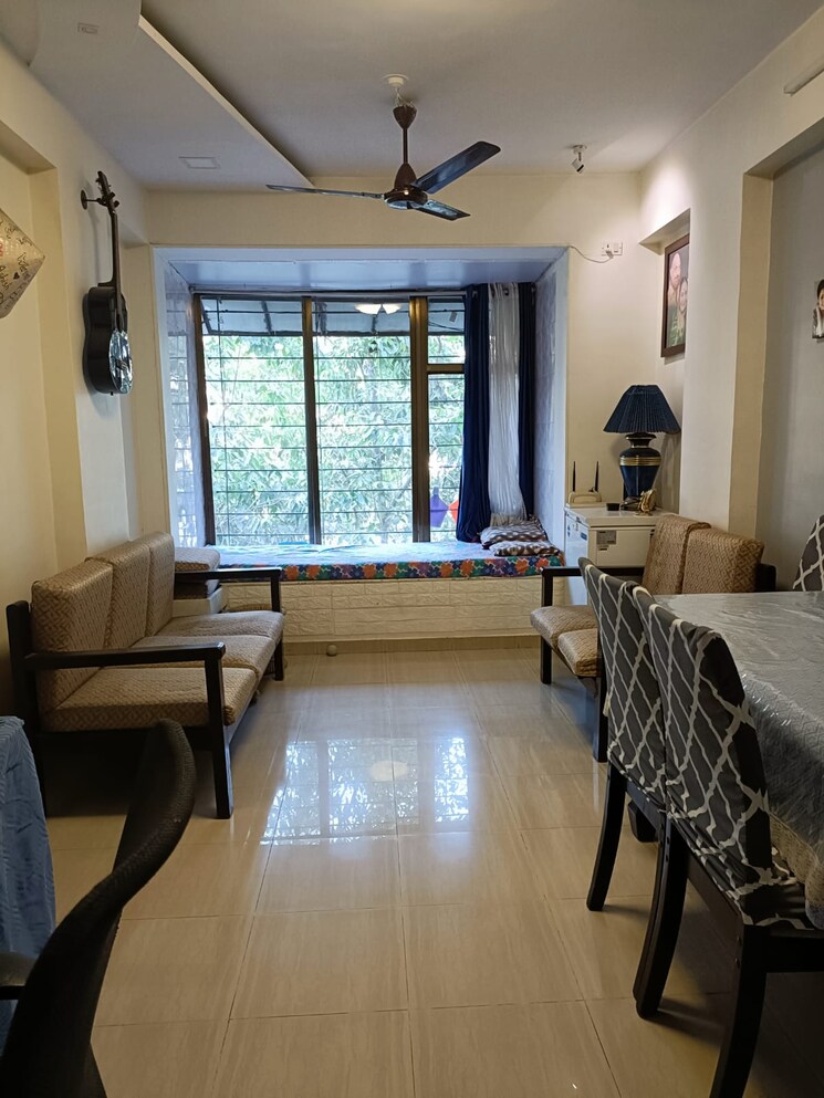Living Room, sindhi-society 2 Bedroom 700 Sq.Ft. Apartment In Chembur Mumbai 8909637