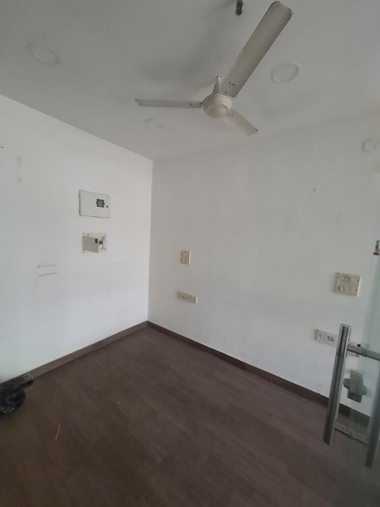 Floor Plan, netaji subhash place Commercial Office Space 450 Sq.Ft. In Netaji Subhash Place Delhi 8909639