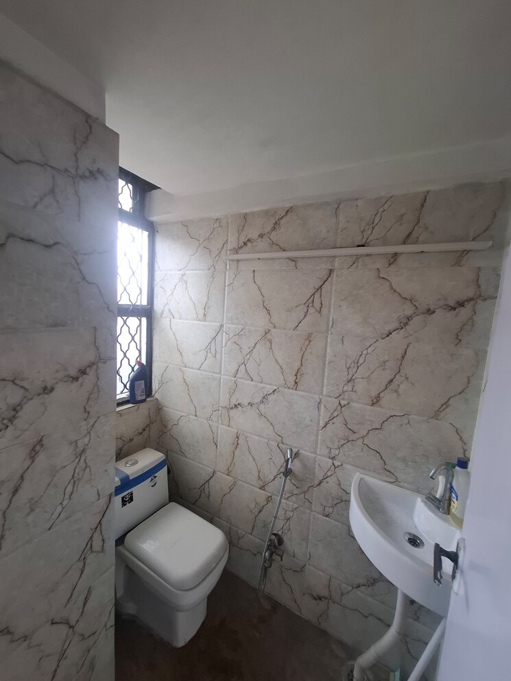 Floor Plan, netaji subhash place Commercial Office Space 450 Sq.Ft. In Netaji Subhash Place Delhi 8909639