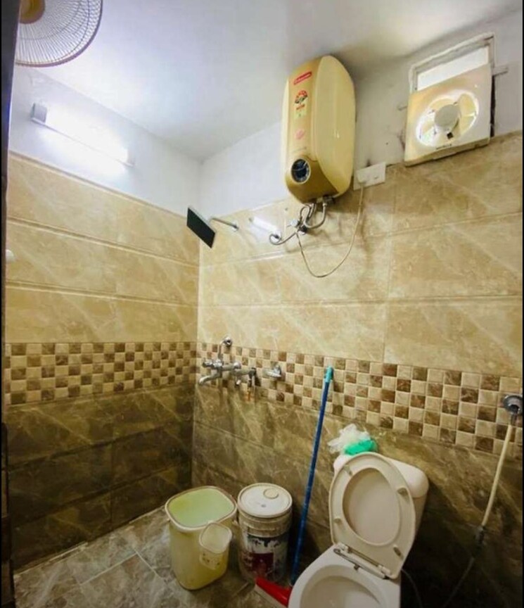 Bathroom, sector 45 2 Bedroom 2500 Sq.Ft. Builder Floor In Sector 45 Chandigarh 8909659