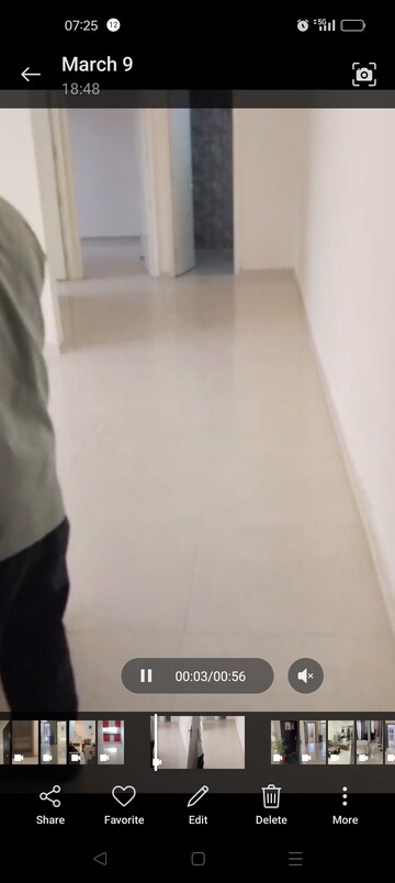 Room in 2 BHK Apartment at Signature The Millennia 2, Sector 37d – for Rent
