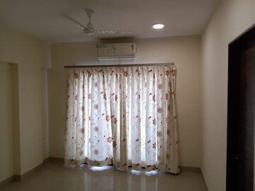 Bedroom in 3 BHK Apartment at Prabhat Residency Santacruz, Santacruz East – for Rent