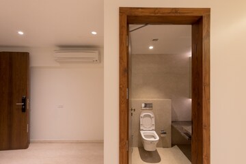 Furnished Amenities in 4 BHK Apartment at Sunteck Signia Isles, Bandra Kurla Complex – for Sale