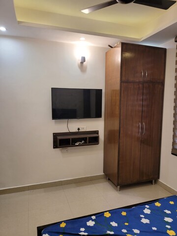 Furnished Amenities in 1 BHK Builder Floor at Saket – for Rent