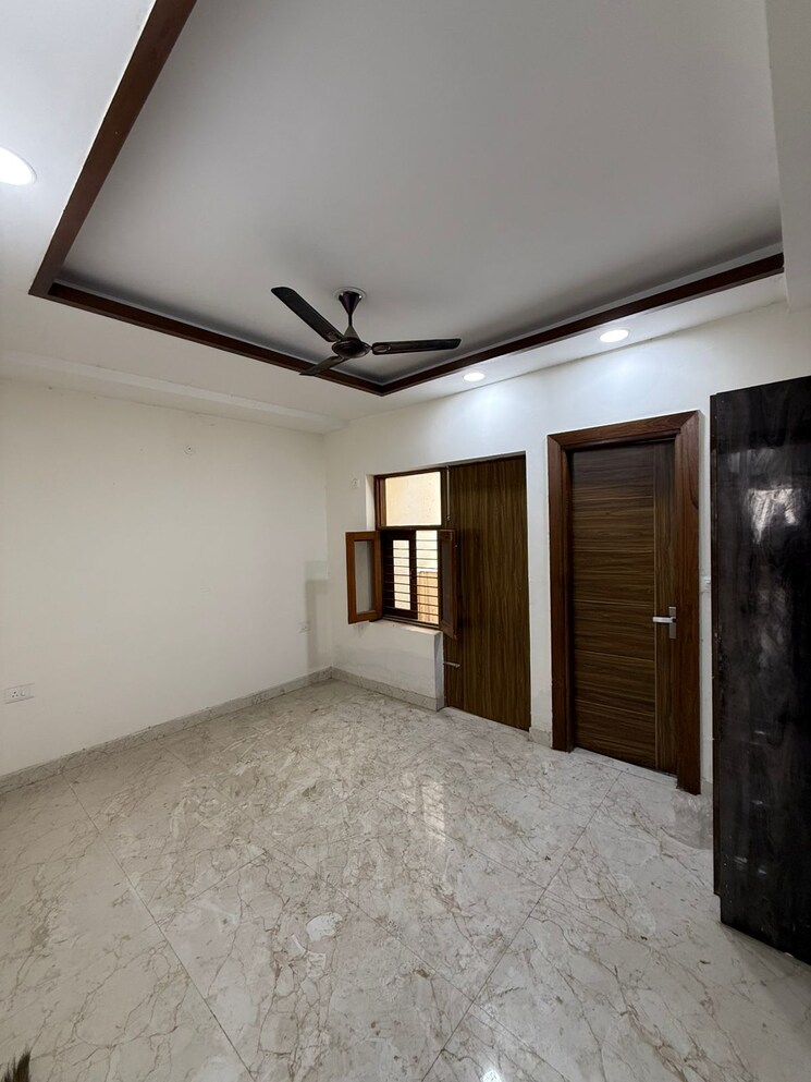 Room, rps-palms 2 Bedroom 125 Sq.Ft. Builder Floor In Sector 88 Faridabad 8909706