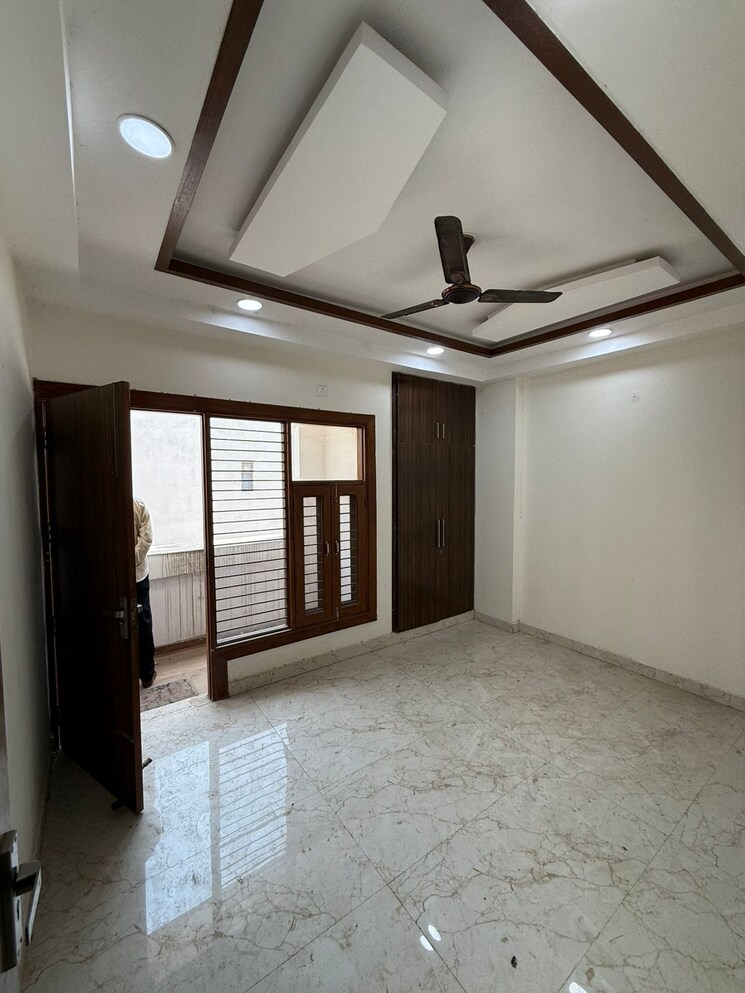Room, rps-palms 2 Bedroom 125 Sq.Ft. Builder Floor In Sector 88 Faridabad 8909706