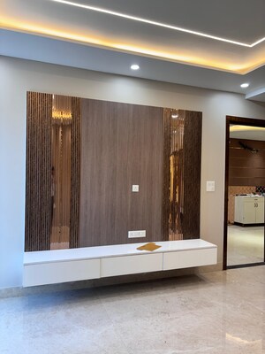 Room in 4 BHK Builder Floor at Sector 85 – for Sale